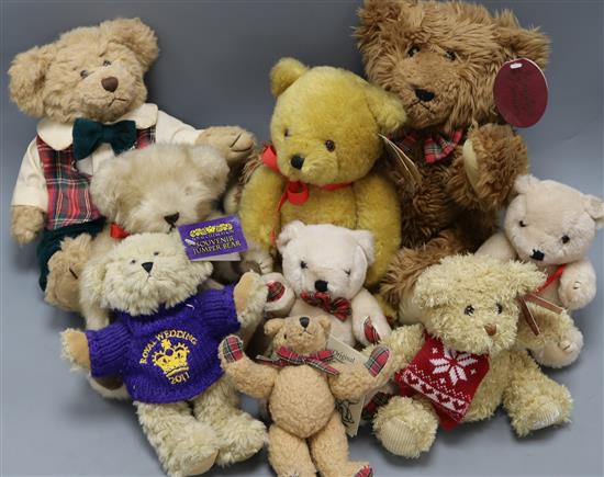 Nine Collectors bears